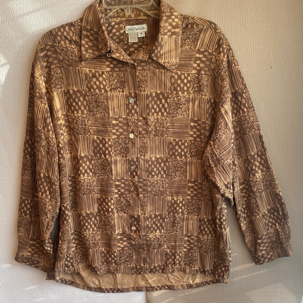 Ann Taylor Brown 100% Silk Patterned Blouse